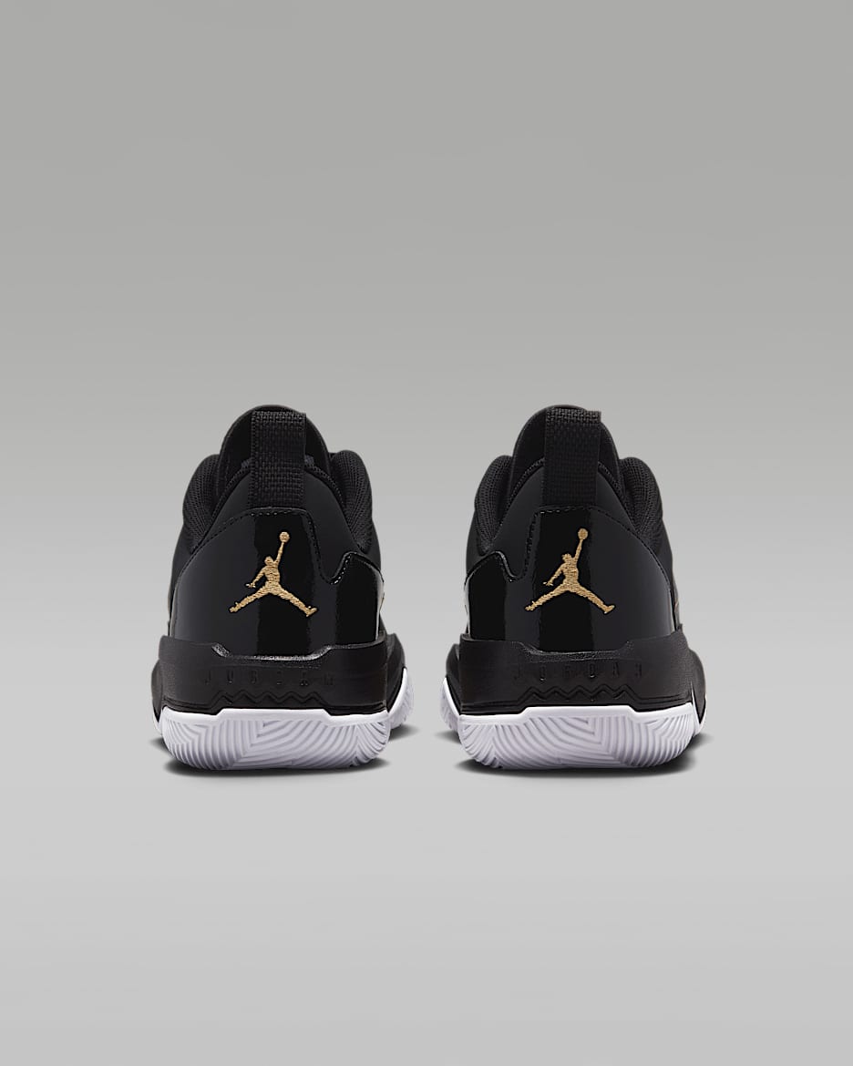 Jordan basketball shoes black and white best sale